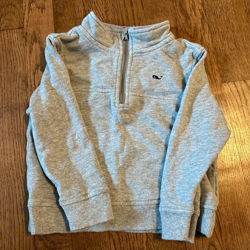 Vineyard vines sweatshirt